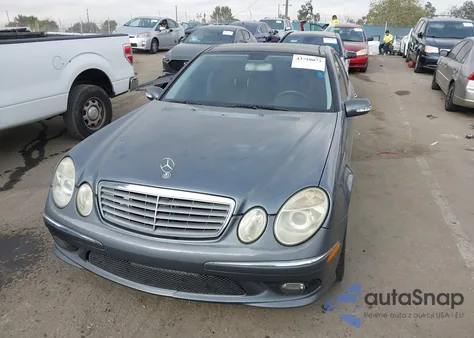 2005 Mercedes-Benz E 320 z USA, uszkodzony, nr VIN WDBUF65J85A699169